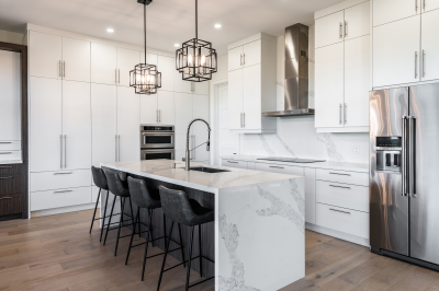 Designs by Santy :: Modern Pilaster Home Kitchen with island, chandeliers and marble finish